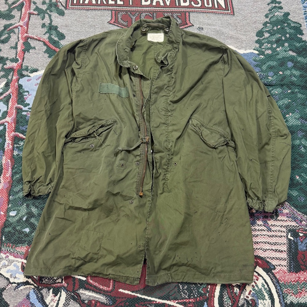 Vintage 1977 US Military M-65 Fishtail Parka Shell Olive Drab Small Regular